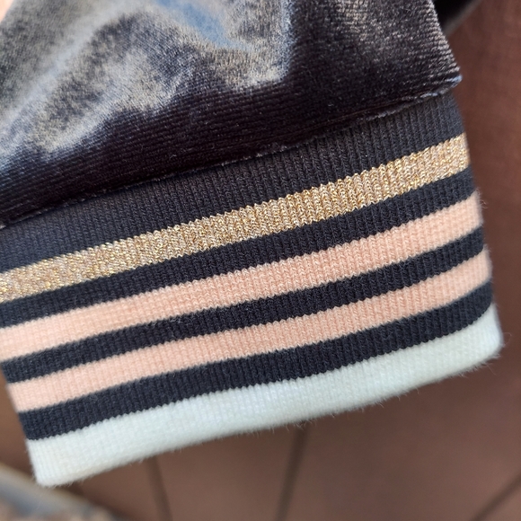 C R B Girl's Navy Velour Jacket - Picture 4 of 11